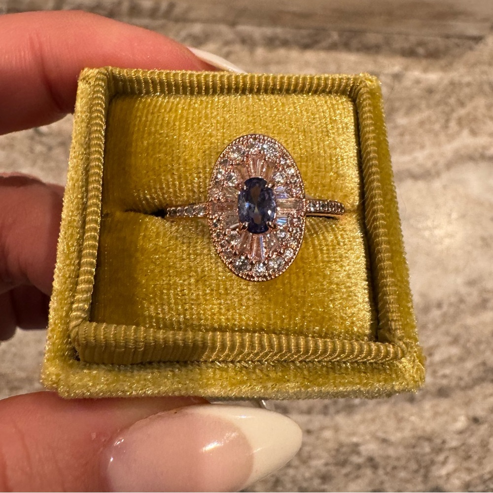She Brings the Heat Ring Light Tanzanite and Rose Gold